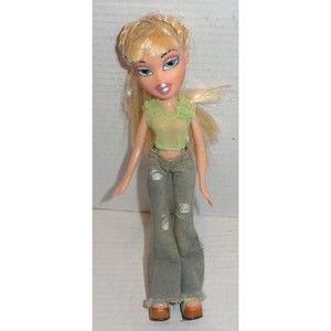 Bratz Dolls Chloe 9.5" Doll Blue Eyes with Removable Top & Pants MGA 2001